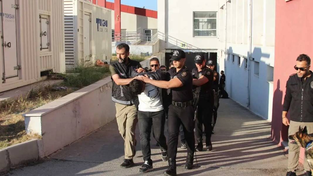 Adana’da “Bayğaralar” Operasyonu Nefes Kesti! 106 Şüpheli Adliyede 1